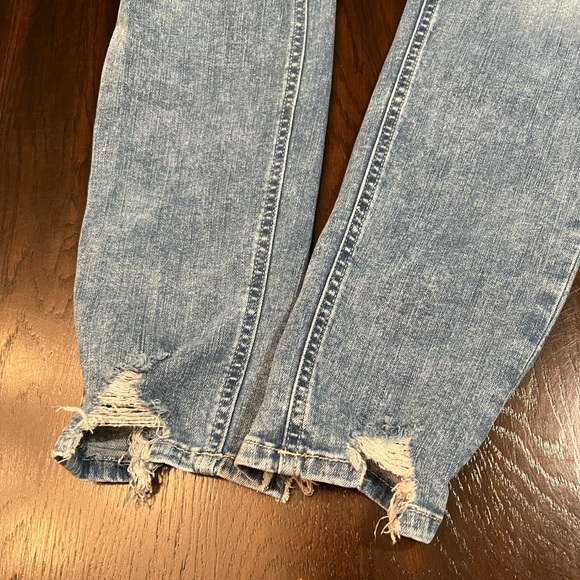 Brody Jeans Skinny Ultra High Distressed Jeans - Picture 8 of 12